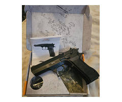Gletcher model JRH 941 Co2 